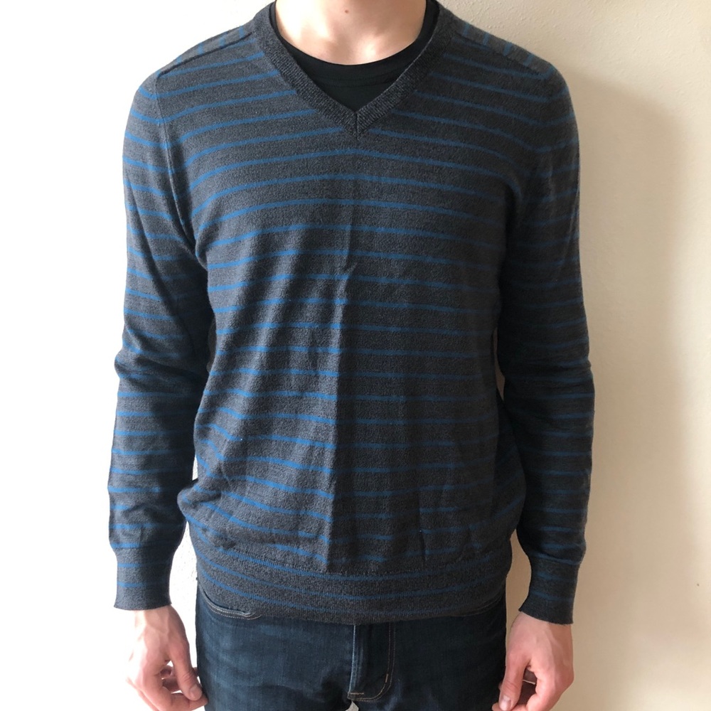 Banana Republic V-Neck Sweater
